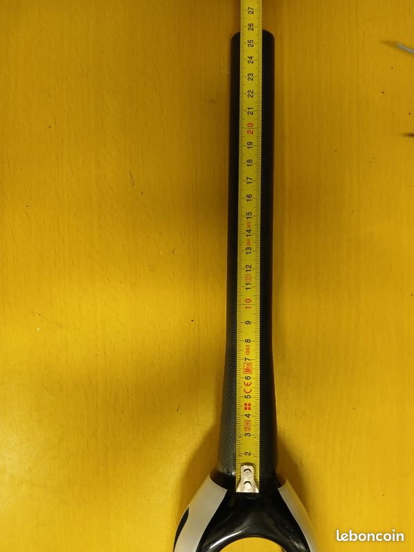 Fourche Carbone LOOK HSC 3 – 700C, 190mm, 347g, Sans Filetage, NOS, Fabrication Française