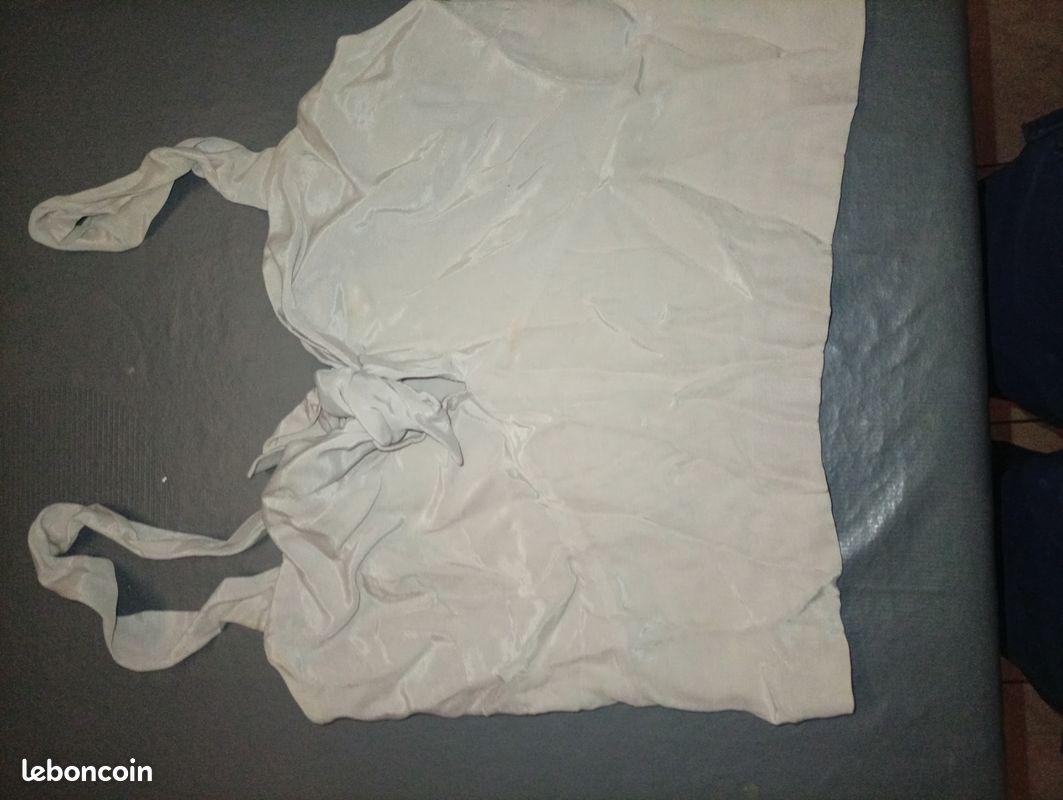 Top fille taille small neuf (image 1)
