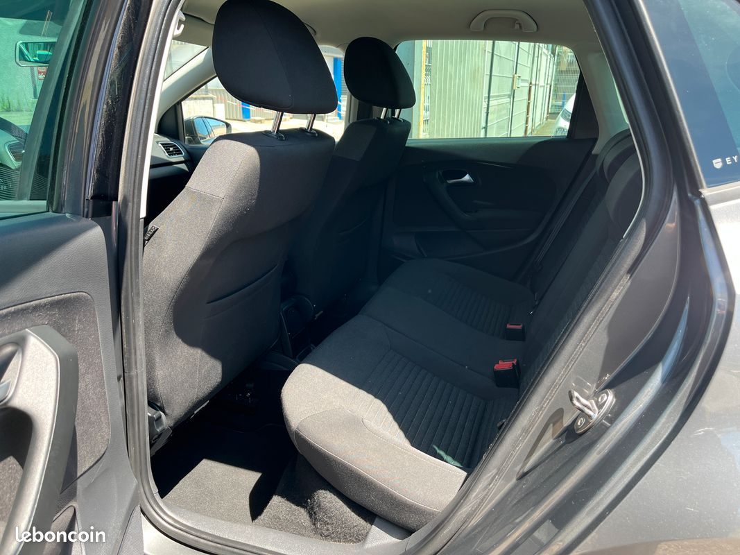 Belle polo 1.6 TDI 90cv 184.500kms gps clim possibilité garantie 12 / 24 / 36 mois (image 8)