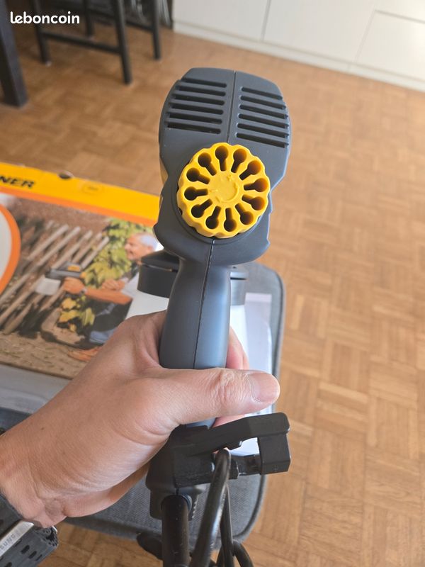 Pulvérisateur de peinture - 1 010 W - Flexible de 10 m