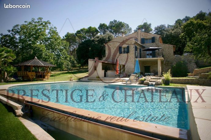 Mas 6 pièces 155 m²