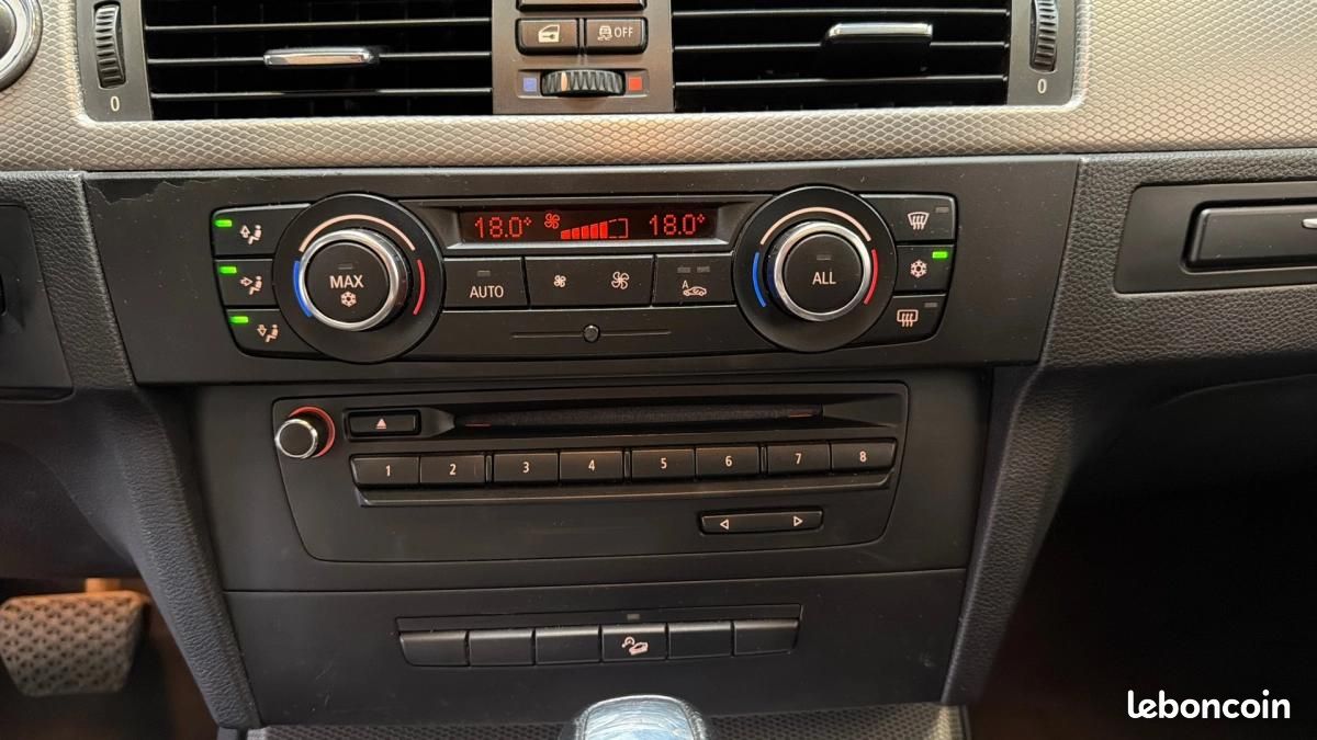 BMW Série 3 E92 Coupe 320 d 320d xDrive Pack M (image 25)