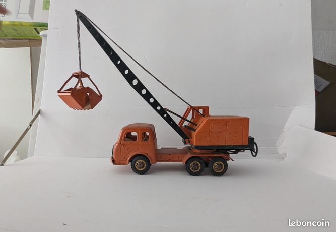 Ancien Camion Grue Joustra – Véhicule Vintage Pour Collection
