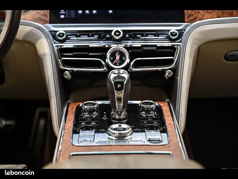 Bentley Flying Spur V8 4.0L 507ch (image 28)