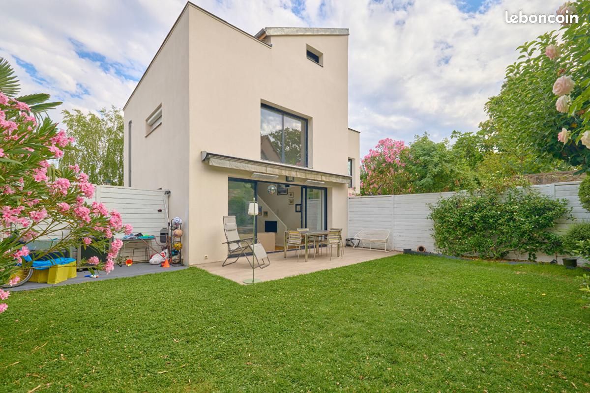 Maison 7 pièces 115 m² · à Clamart · 115 m² · 980 000 €