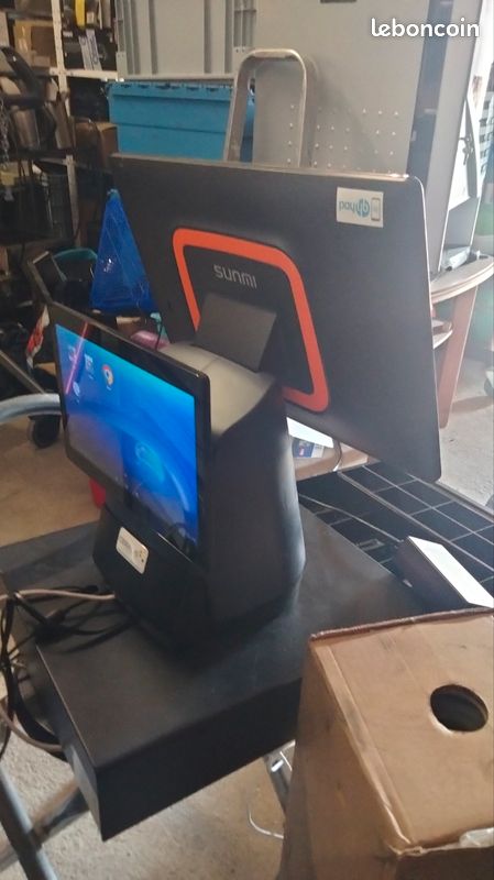 Caisse enregistreuse SUNMI, modèle non spécifié, avec écran tactile intégré (image 1)