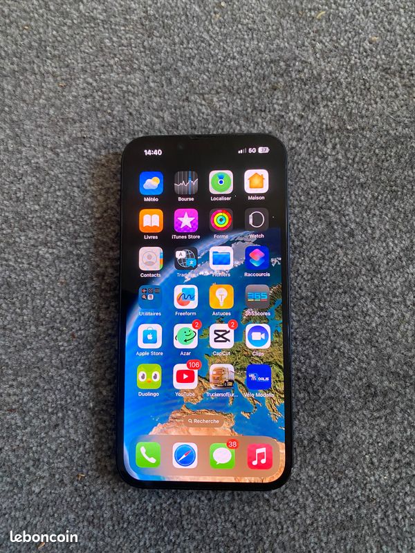IPhone 14 très bonne état (image 1)