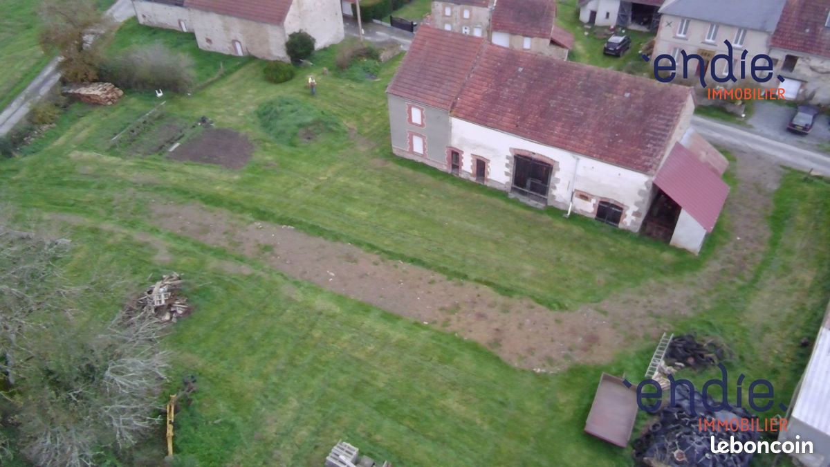 Maison 2 pièces 76 m² · à Parsac · 76 m² · 49 000 €