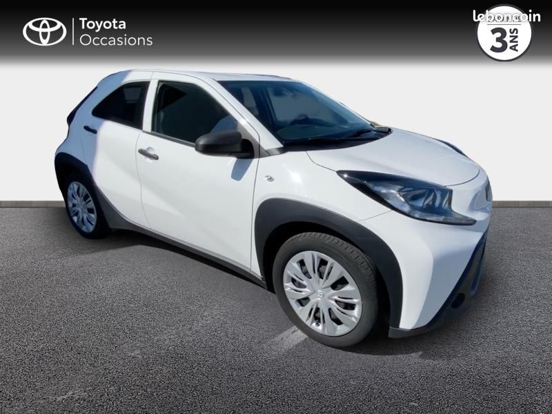 Toyota Aygo X 1.0 VVT-i 72ch Active Business MY23 (image 19)