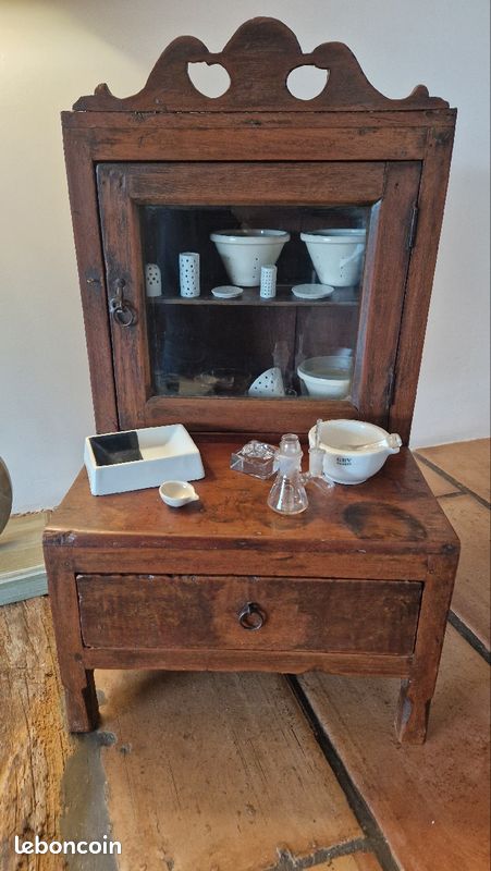Magnifique petite vitrine de comptoir miniature pharmacie - Collection