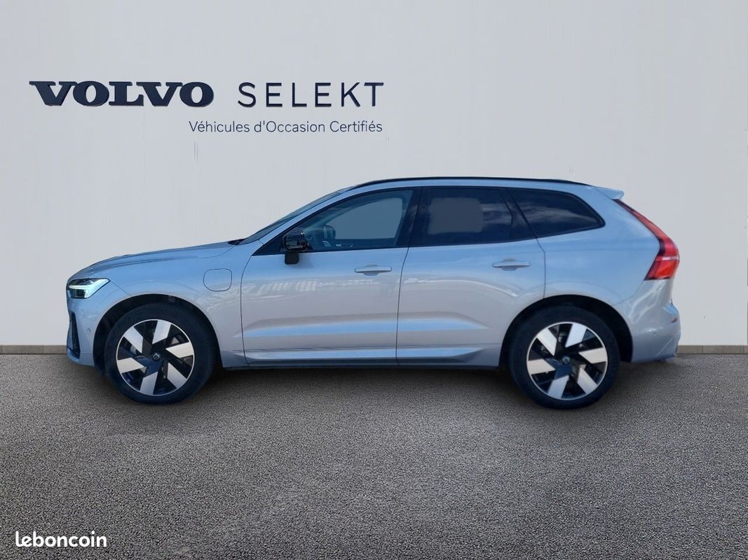VOLVO XC60 T6 AWD Hybride rechargeable 253 ch+145 ch Geartronic 8 Ultra Style Dark (image 2)