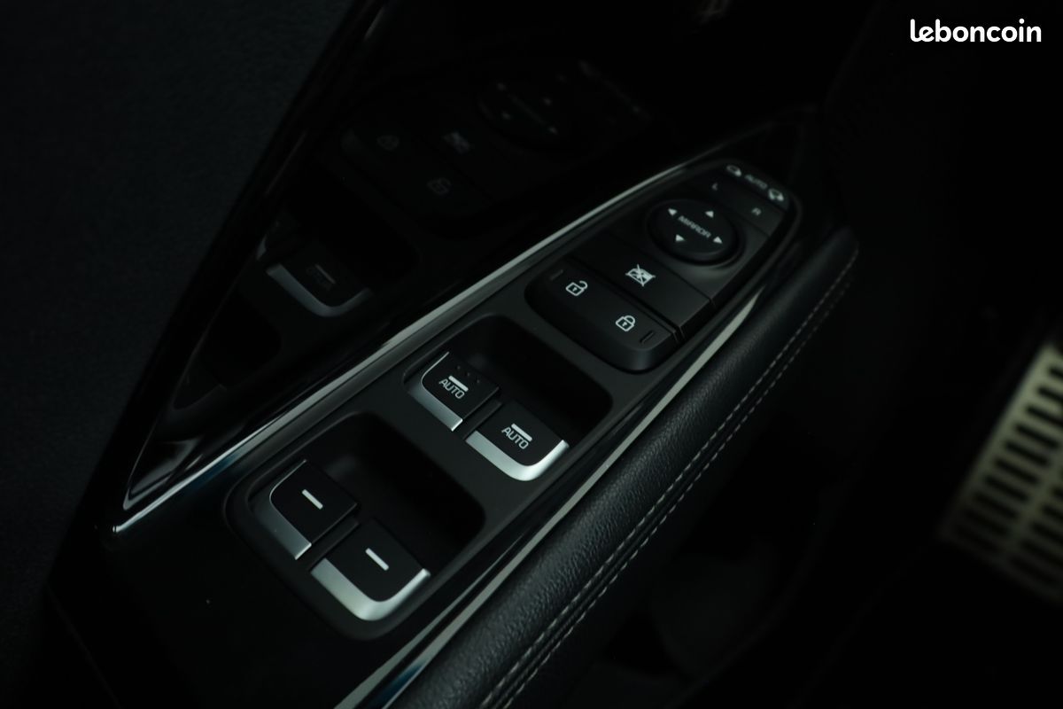 Kia Niro 1.6 GDi Plug-In Hybrid Premium DCT6 141 ch (image 26)
