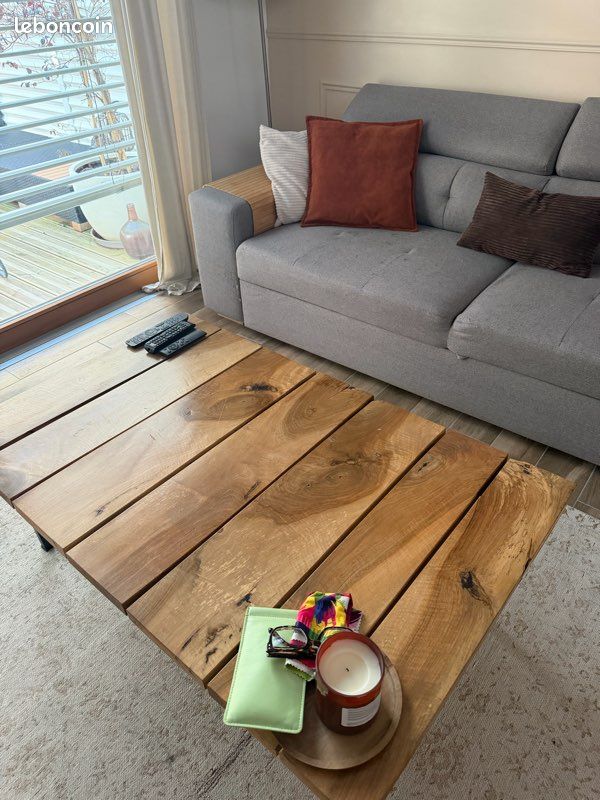 Table basse en noyer (image 2)
