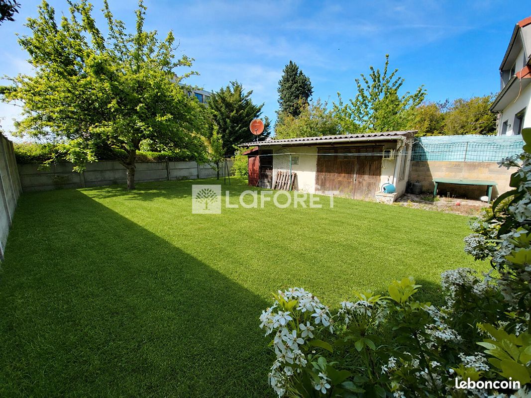 Maison 8 pièces 143 m² · à Rueil-Malmaison · 143 m² · 695 000 €