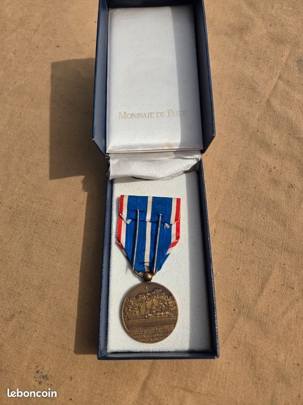Médaille de la fédération des anciens de la Rhur années 30 (image 2)