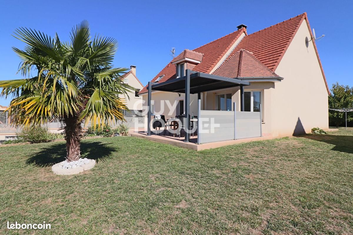 Maison 5 pièces 134 m² · à Saint-Martin-de-May · 134 m² · 386 650 €