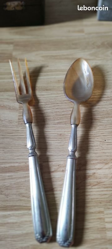 Complète ménagère en fer argenté (image 6)