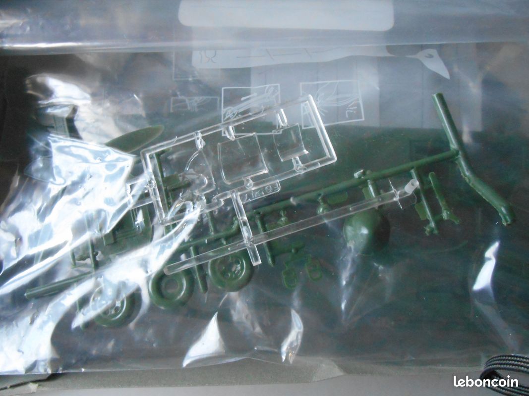 Revell 1/32 spitfire MKII de 1987 (image 3)