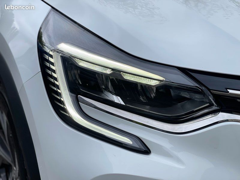 Renault Captur 1.3 TCe Mild Hybrid 140ch RS Line (image 10)