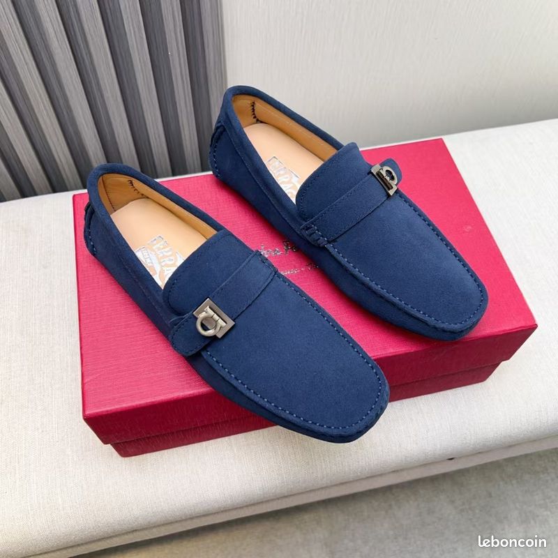 Mocassins Ferragamo bleus, pointure 43 (image 1)