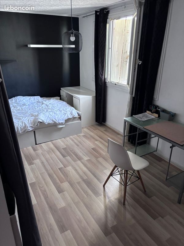 Appartement 4 pièces 79 m² · à Marseille · 79 m² · 172 000 €