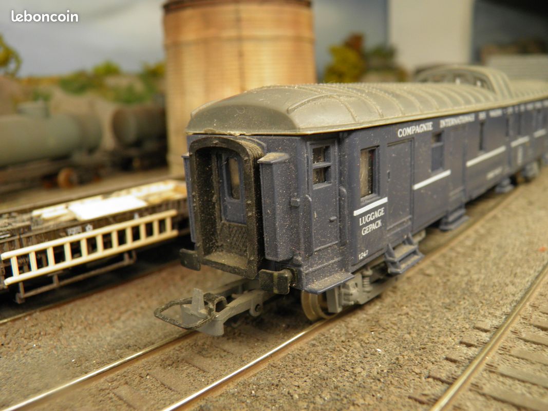 Fourgon C.I.W.L FranceTrain 305 - échelle HO, Bleu, Plastique, Neuf, Livraison Mondiale