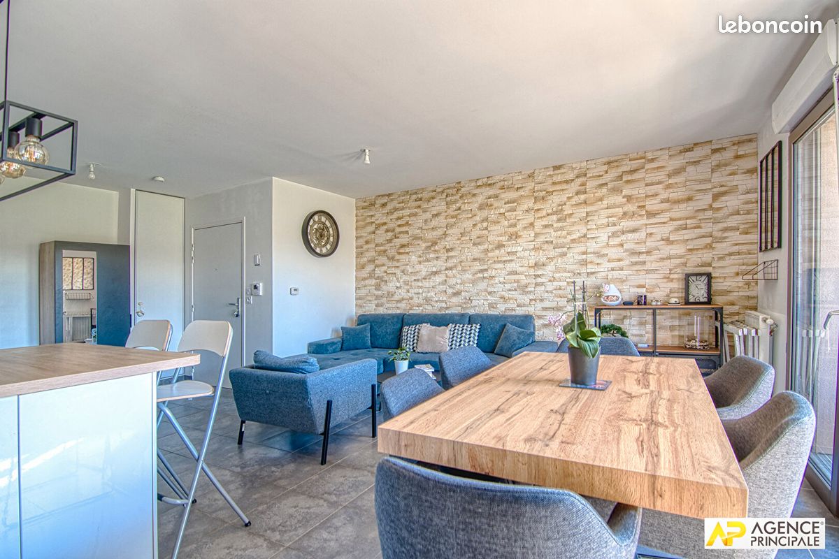 Appartement a louer saint-cyr-l'ecole - 4 pièce(s) - 84 m2 - Surfyn