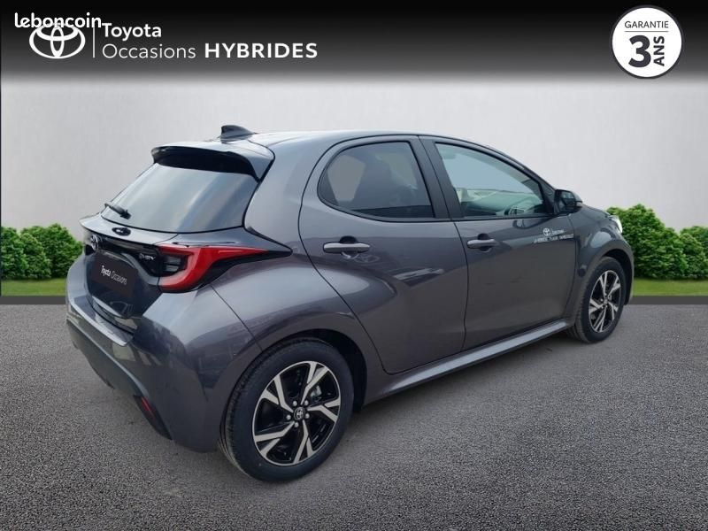Toyota Yaris 116h Design 5p MY25 (image 18)