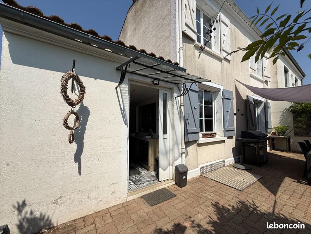 Maison 5 pièces 97 m² · à Surgères · 97 m² · 232 000 €