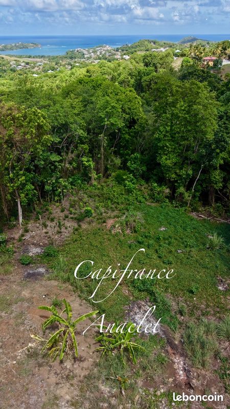 Terrain 2673 m² · au Vauclin · 245 000 €