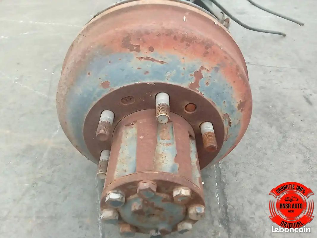 Pont arriere nissan atleon 110 cv 2000/2005 type moteur 3.0 bd30 avec tambour (image 2)