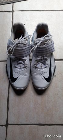 Chaussures d'haltérophilie Nike Savaleos d'occasion