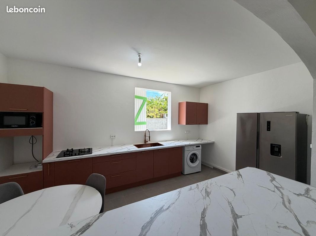 Maison 3 pièces 1 m² · à Les Abymes · 1 m² · 1 250 €/mois