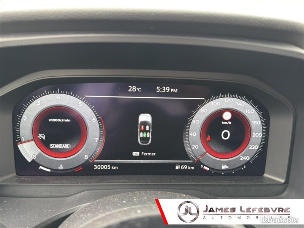 Nissan Qashqai III MILD HYBRID 140 CH N-Connecta (image 16)