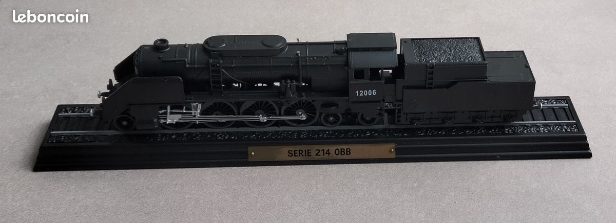 Locomotive de collection "Série 214 OBB" échelle Ho (image 2)
