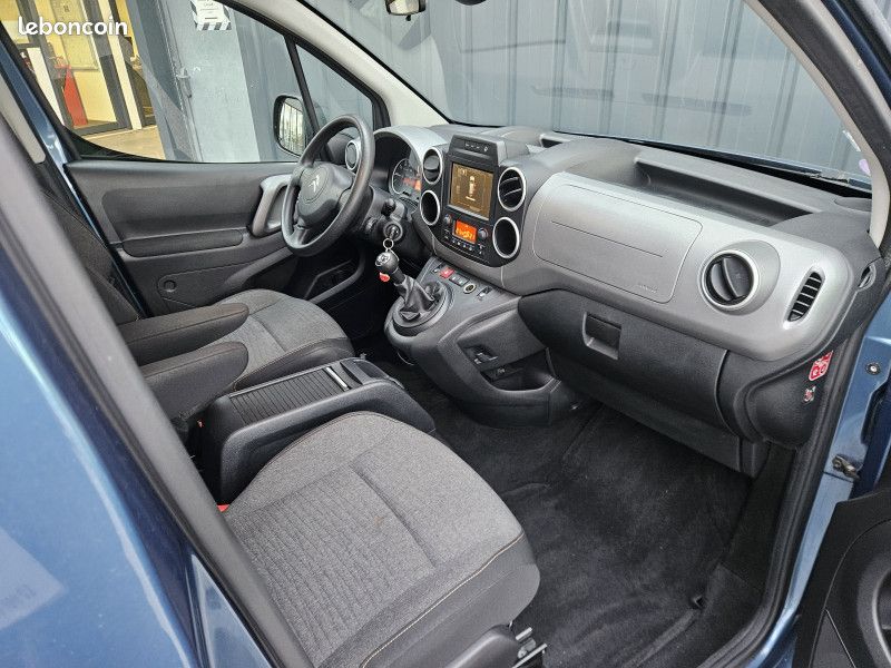 Citroen BERLINGO M PURETECH 110CH S&S SHINE (image 9)
