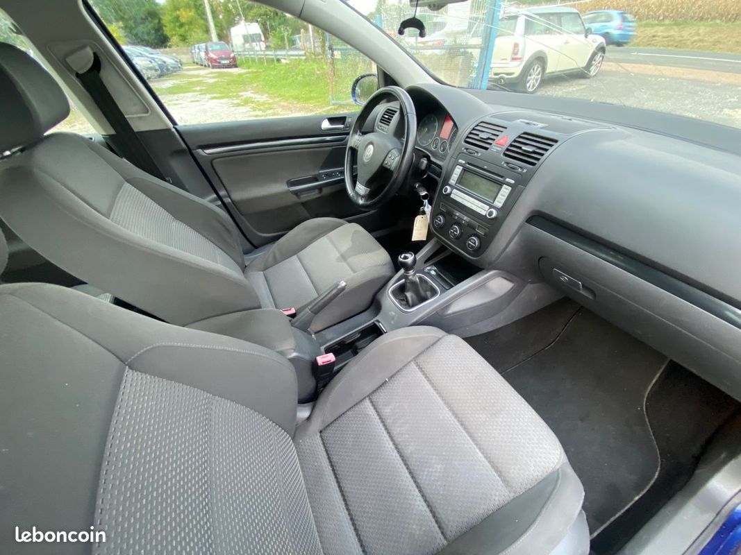 Volkswagen Golf v 1.9 tdi 105cv GT 246580km (image 9)
