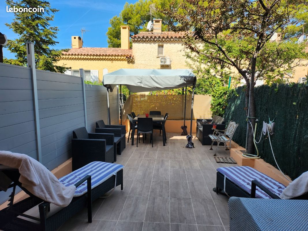 Appartement 1 pièce 25 m² · à Saint-Cyr-sur-Mer · 25 m² · 180 000 €