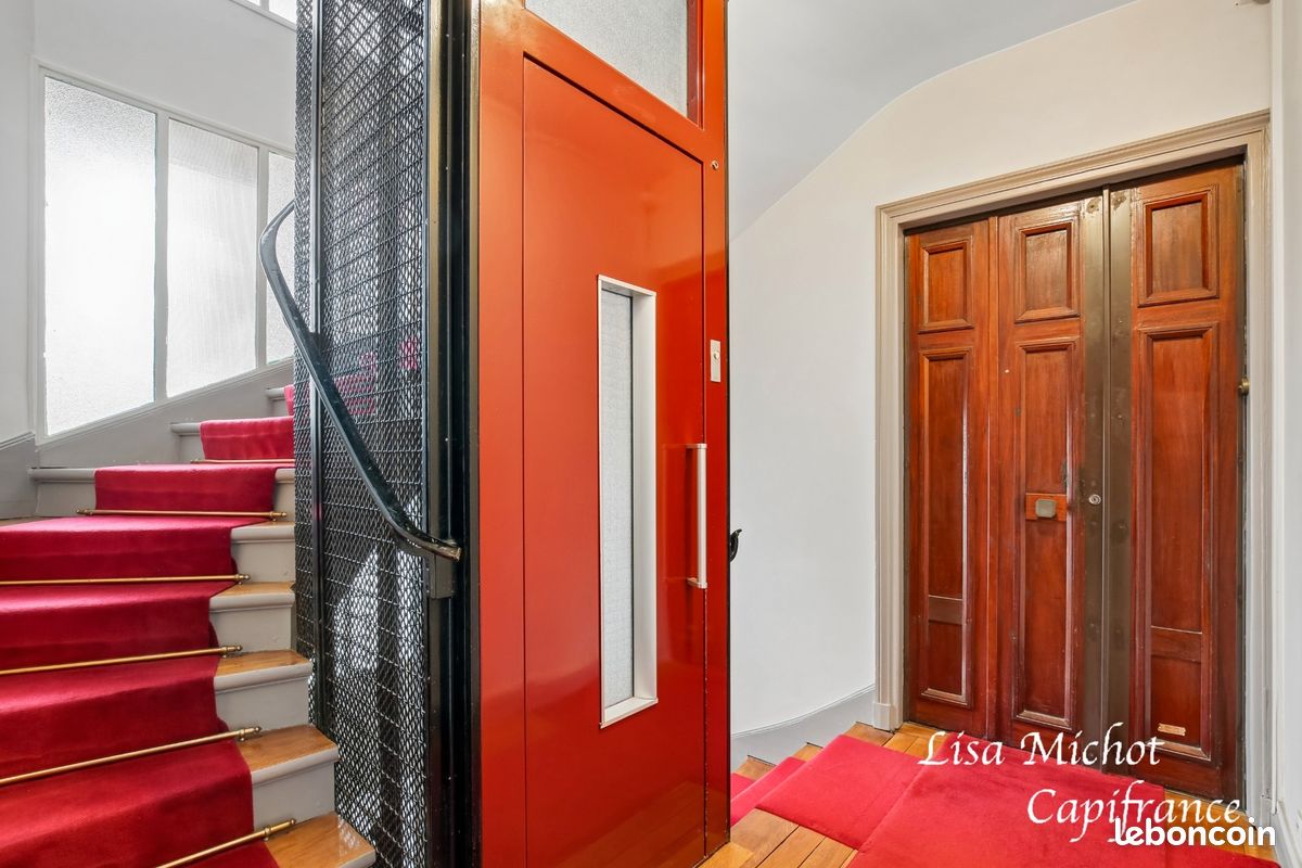 Appartement 5 pièces 119 m² · à Paris · 119 m² · 950 000 €