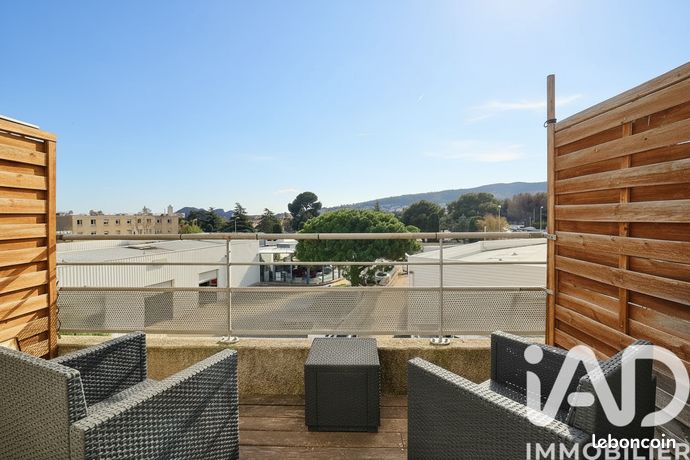 Studio 1 pièce 30 m²