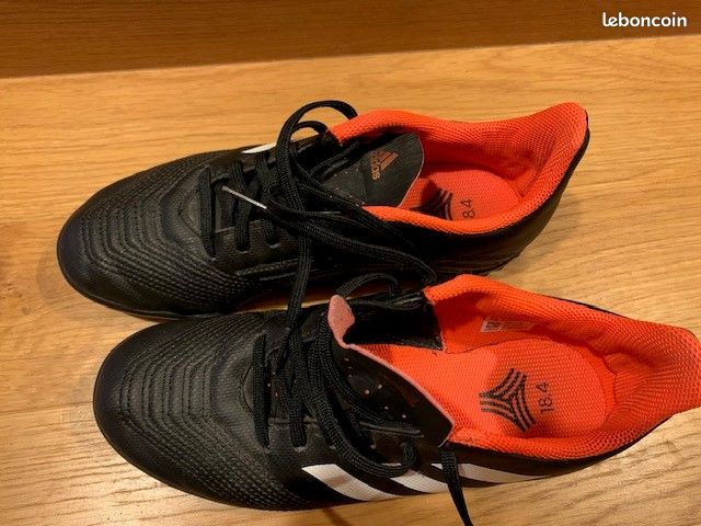 Foot synthétique / turf état neuf Adidas 38 (image 3)