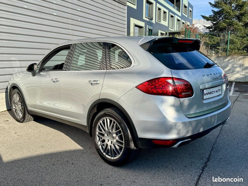 PORSCHE Cayenne 92A 3.0 TDi V6 24V Tiptronic S 240 cv Boîte auto (image 4)