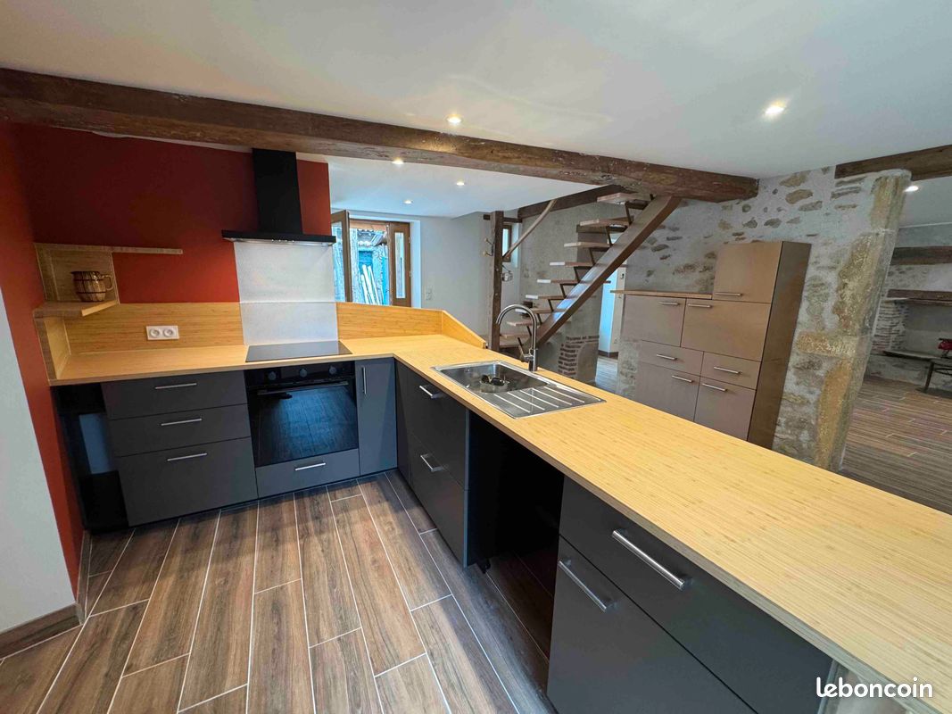 Maison 4 pièces 104 m² · à Revel-Tourdan · 104 m² · 1 000 €/mois