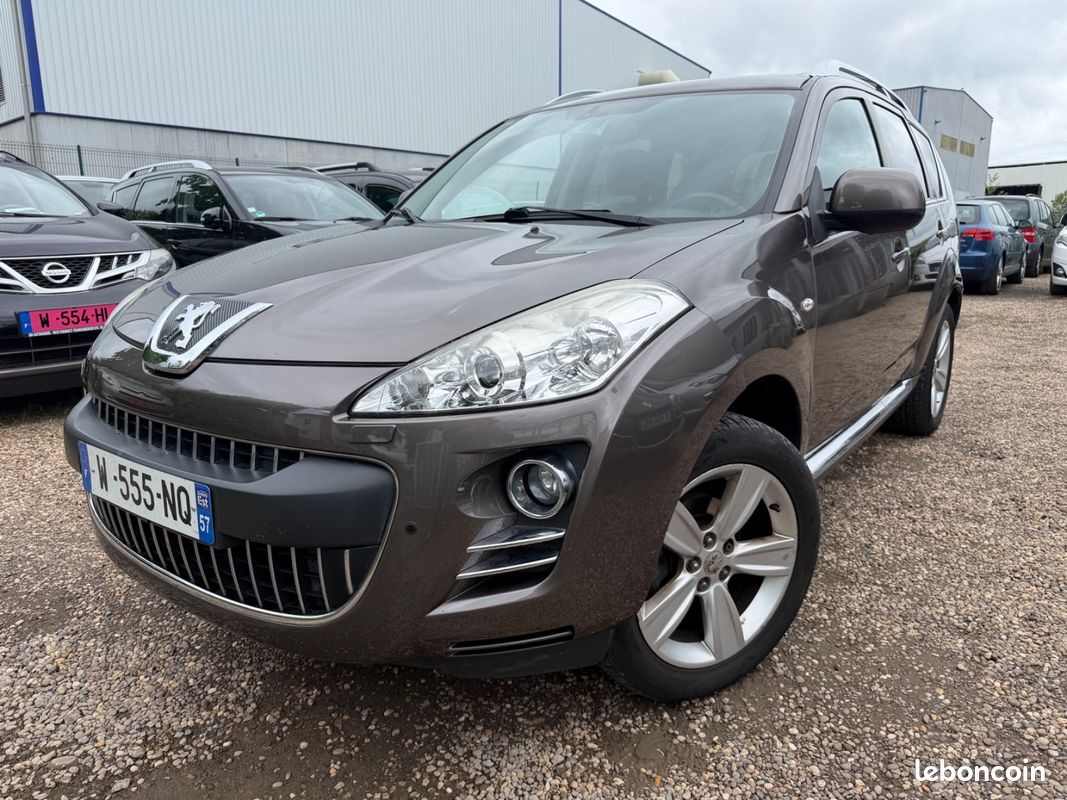 Peugeot 4007 2.2 HDI 156 FÉLINE * CUIR * GPS 7 PLACES (image 3)