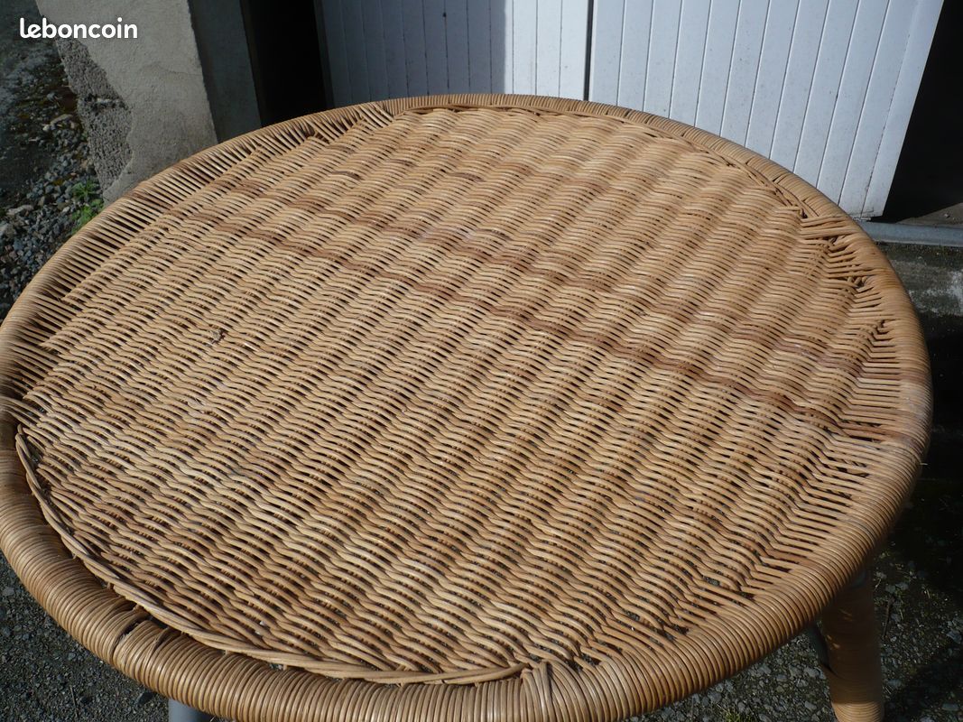 Table ronde en rotin (image 3)