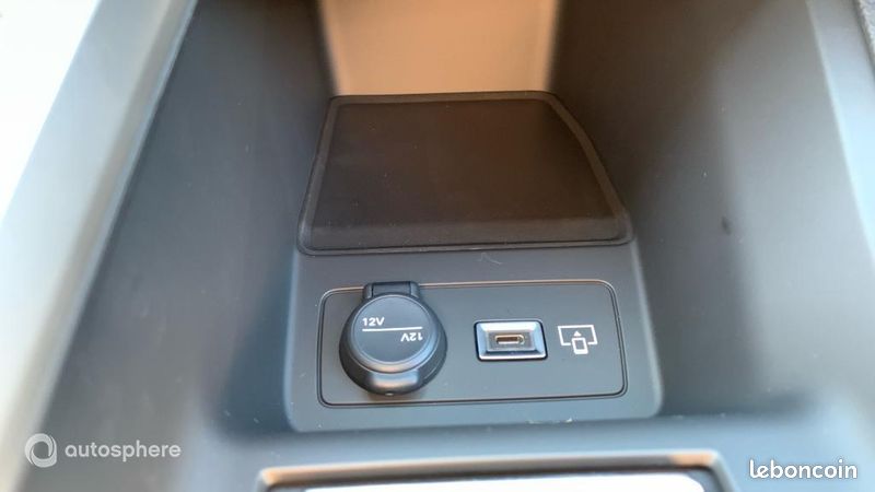 Peugeot 408 Hybrid 145ch GT e-DCS6 (image 30)