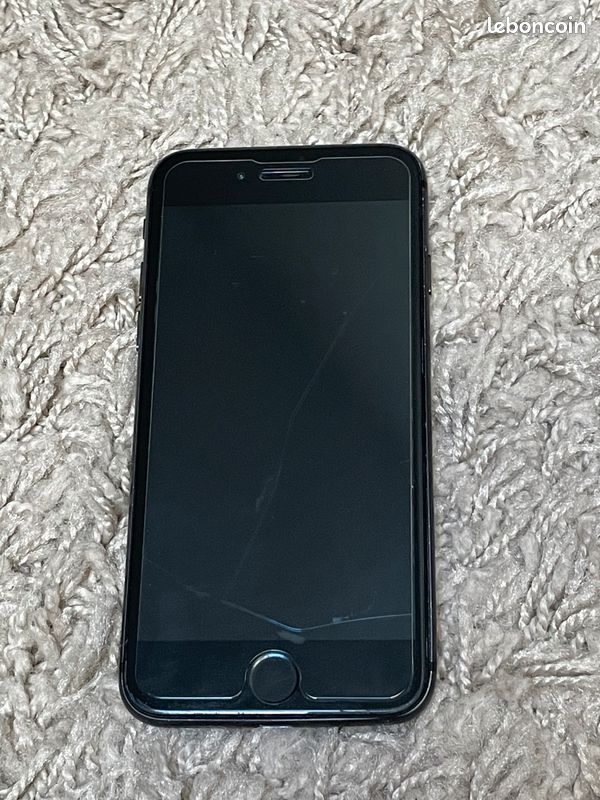 IPhone 8 (image 1)