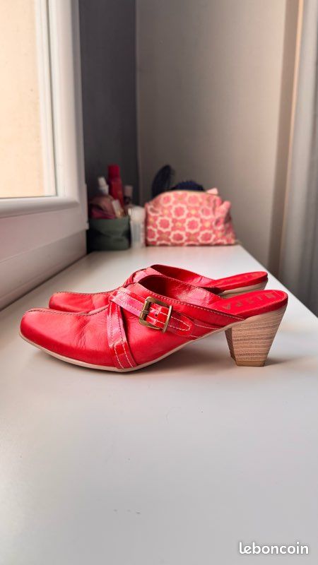 Mules rouge en cuir (image 4)