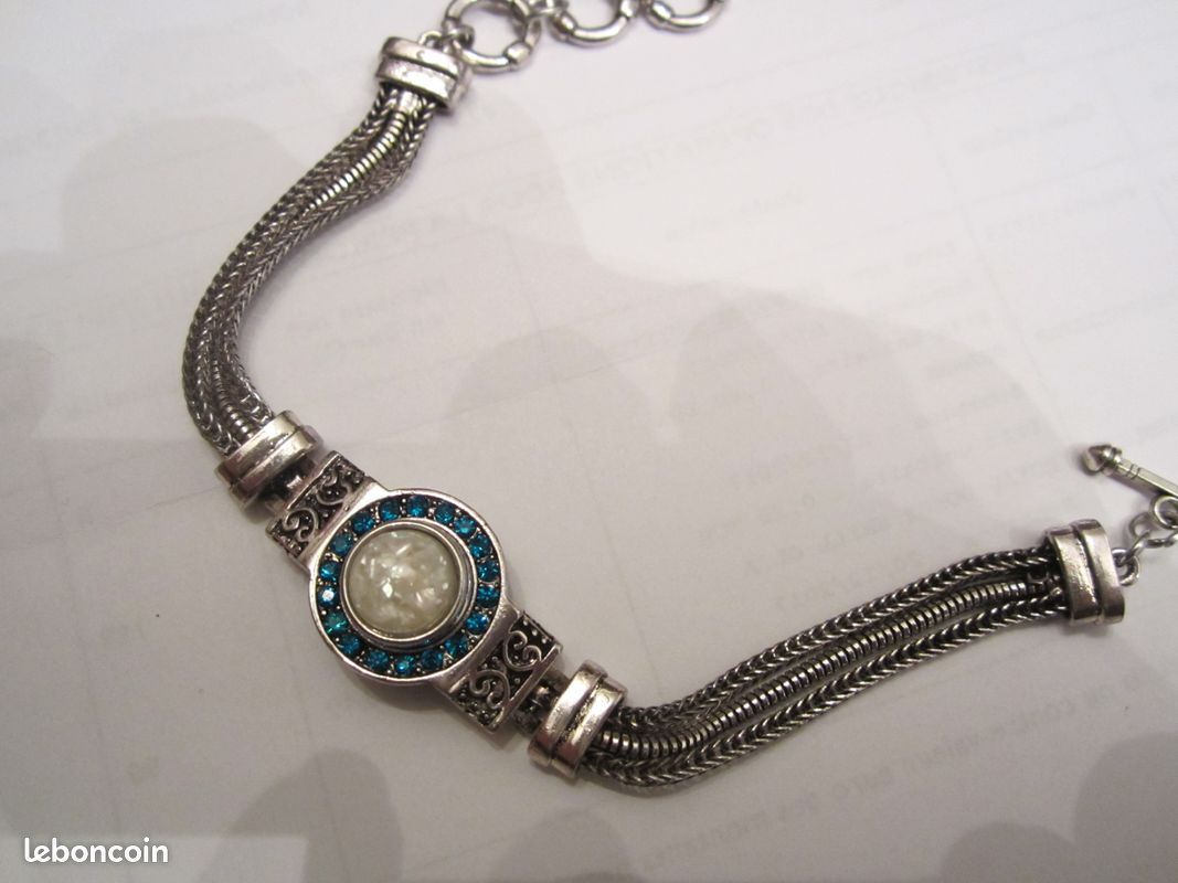 Joli bracelet en acier et métal argenté (image 3)