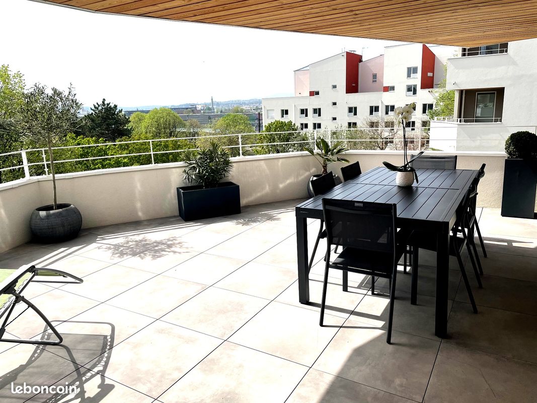 Appartement 5 pièces 100 m² · à Lyon · 100,3 m² · 460 000 €